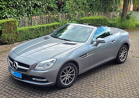 Mercedes-Benz SLK 200 Sehr guter Zustand-Airscraft-unfallfrei