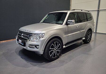 Mitsubishi Pajero 3.2DI-D Final Edition*7-Sitze|AHK|1.Hand*