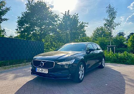 Volvo V90 D3 Momentum AHK+Business-Paket+HU bis 2/27