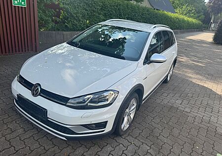 VW Golf Volkswagen VII Var. Alltr. 2.Hd Havi Standheizung Ahk