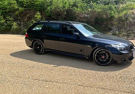BMW 545i A touring -