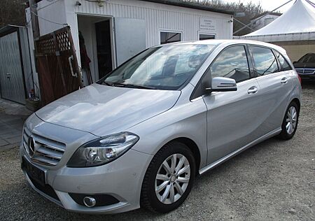 Mercedes-Benz B 180 Automatik Navi Parktronik CD Alu AHK