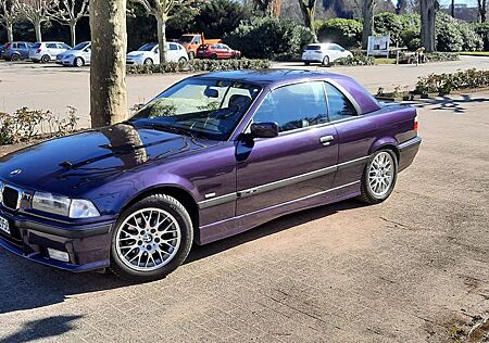 BMW 320i Cabrio M. Sport Edition + Hardtop