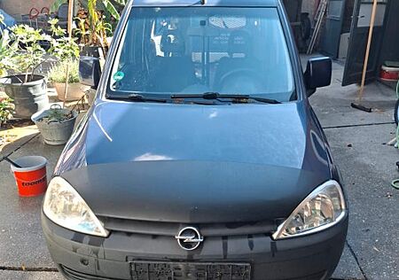 Opel Combo 1.7 CDTI -