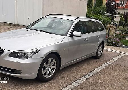 BMW 525i touring - 3 Liter Reihensechszylinder