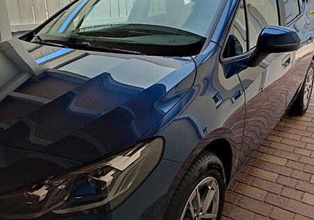 BMW 2er 220 Active Tourer 220i Steptronic DCT -