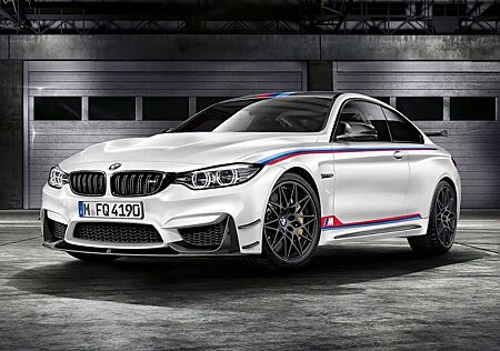BMW M4 GTS DTM Champion Edition 1/200