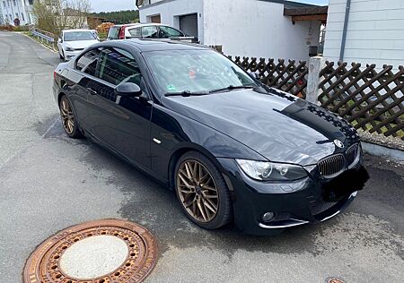 BMW 325i Coupé -