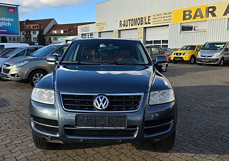 VW Touareg Volkswagen 4X4 BENZIN AUTOM LEDER TÜV 5.25 EL- GSD