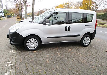 Opel Combo D Selection