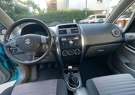 Suzuki SX4 S-Cross Cross 1,9 4x4 Diesel Erste Hand HU 12.2026