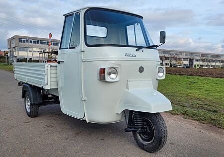 Piaggio APE P601 Bianca
