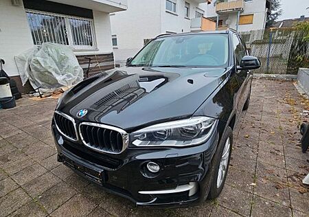 BMW X5 30d - Panoramadach / Vollleder Sitze /LED