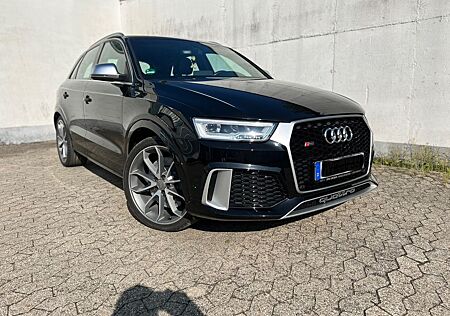 Audi RS Q3 RSQ3 LED/Navi/Alcantara/Gewinde-FW/Bremse neu