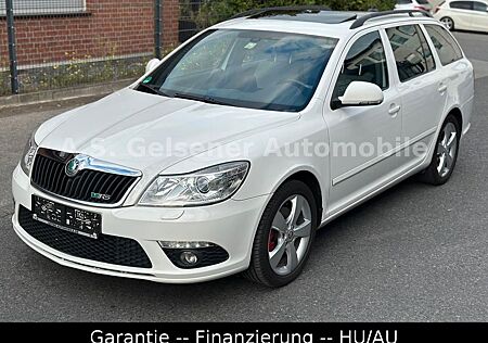 Skoda Octavia Combi RS*AUT*Teilleder*NAVI