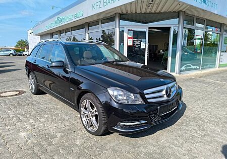 Mercedes-Benz C 250 T CGI BlueEfficiency*PANO*ALLWETTER*LEDER