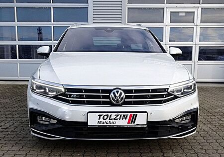 VW Passat Variant Volkswagen Passat Elegance 2.0TDI 4M./R-Line/PSD/HUD/Matrix