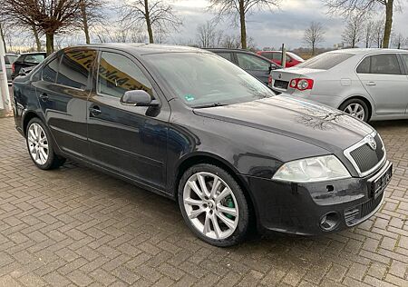 Skoda Octavia RS 2.0,Navi,Xenon,SHZ,GRA,BC!