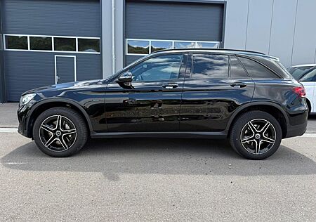 Mercedes-Benz GLC 300 e 4M+AMG-Line+Alu 19"+LED+WR+Night-Paket