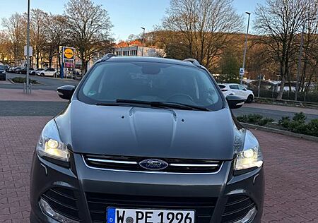 Ford Kuga 2,0 TDCi 4x4 132kW SYNC Edition PowerSh...
