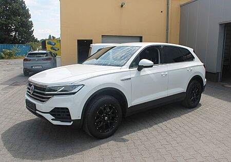 VW Touareg Volkswagen 3.0 V6 TDI 4MOTION DSG LED AHK RÜKA