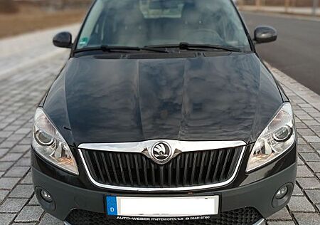Skoda Roomster 1.2l TSI 77kW Ambition Plus Edition...