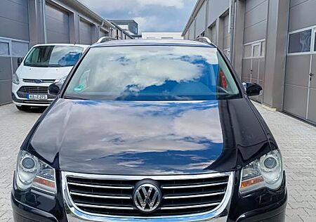 VW Touran Volkswagen 2.0 TDI DSG DPF Highline Highline