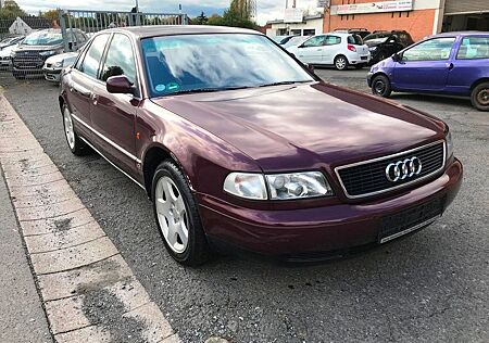 Audi A8 2.8 Automatik/1.Hand/ca.90 Tkm/SH