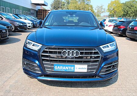 Audi Q5 55 TFSI e quattro S Line E Tron, Pano, Kam