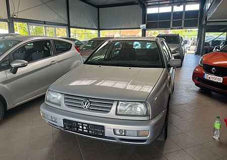 VW Jetta Volkswagen tüv juli 2025