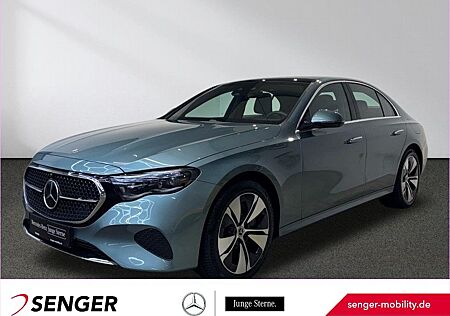 Mercedes-Benz E 300 de Avantgarde Panorama AHK Burmester-4D