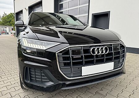 Audi Q8 50TDI PANO/LUFT/AHK/STHZ/MASSAGE/NIGHTV/HUD/