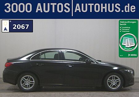Mercedes-Benz A 200 d Progressive T-Leder Navi LED RfK PDC Shz