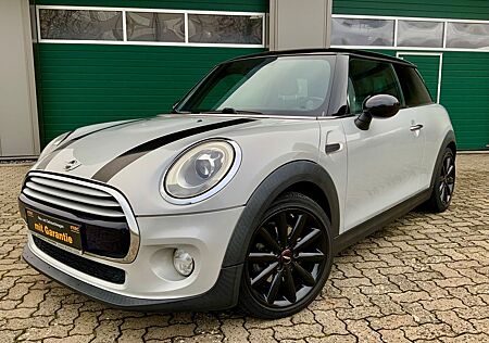 Mini Cooper Aut. PANO/NAVI/LEDER/PDC/LED/
