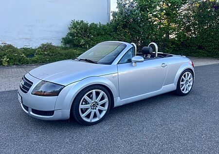 Audi TT 8N 1.8t Cabrio TÜV NEU Scheckheftgepflegt