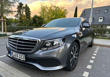 Mercedes-Benz E 220 E 220d | TÜV NEU | Top Zustand |