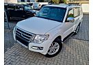 Mitsubishi Pajero 3,2 EU6 TüV+Ölw. NEU Panorama 7Sitzer