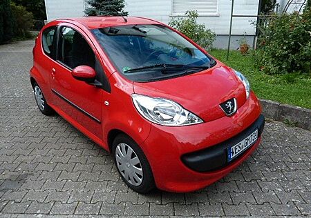 Peugeot 107 Filou 70 2-Tronic Filou