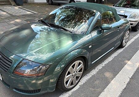 Audi TT Roadster 1.8T -