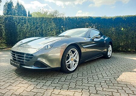 Ferrari California T Top-Ausstattung, -Garantie