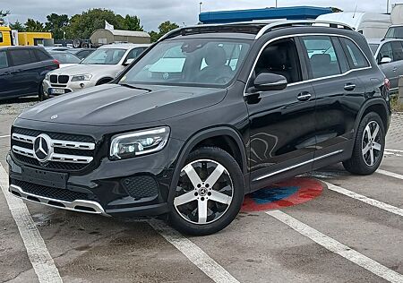 Mercedes-Benz GLB 200 GLB Sport 200d 2.0 150PS/ Cam/Multibeam/SzHz/Amb