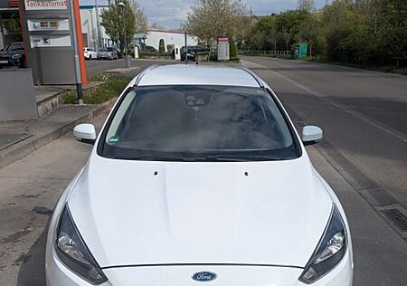 Ford Focus 1,5 EcoBoost 110kW Titanium Turnier Ti...