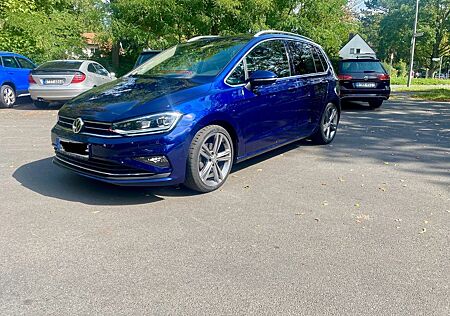VW Golf Sportsvan Volkswagen 1.5 TSI ACT OPF 110kW DSG Hig...
