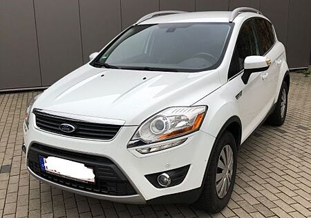 Ford Kuga 2,0 TDCi 4x4 103kW Titanium S PowerShift