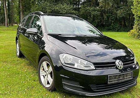 VW Golf Volkswagen 1.6 TDI BMT Comfortline Variant Comfortline
