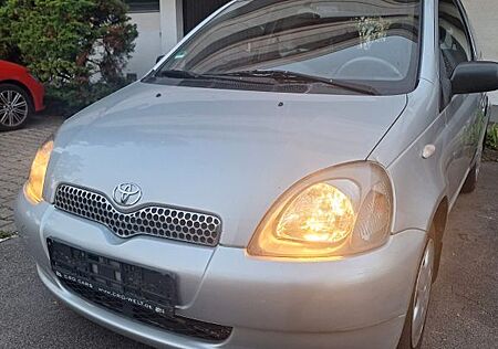 Toyota Yaris 1.3 VTT i