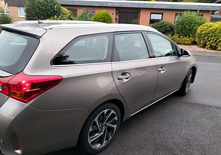 Toyota Auris Touring Sports Touring Sports 1,6-l-Va...