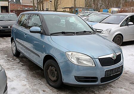 Skoda Fabia Ambiente / TÜV/AU 08/2027