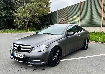 Mercedes-Benz C 180 BlueEFFICIENCY Coupé -