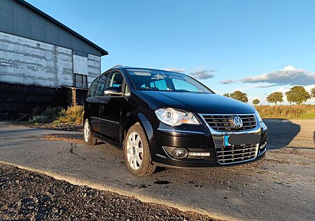 VW Touran Volkswagen 2.0 TDI 125 kW DSG DPF Highline Highline